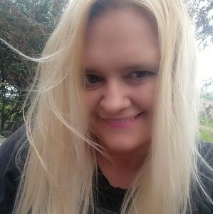 Meet your Posher, Paula